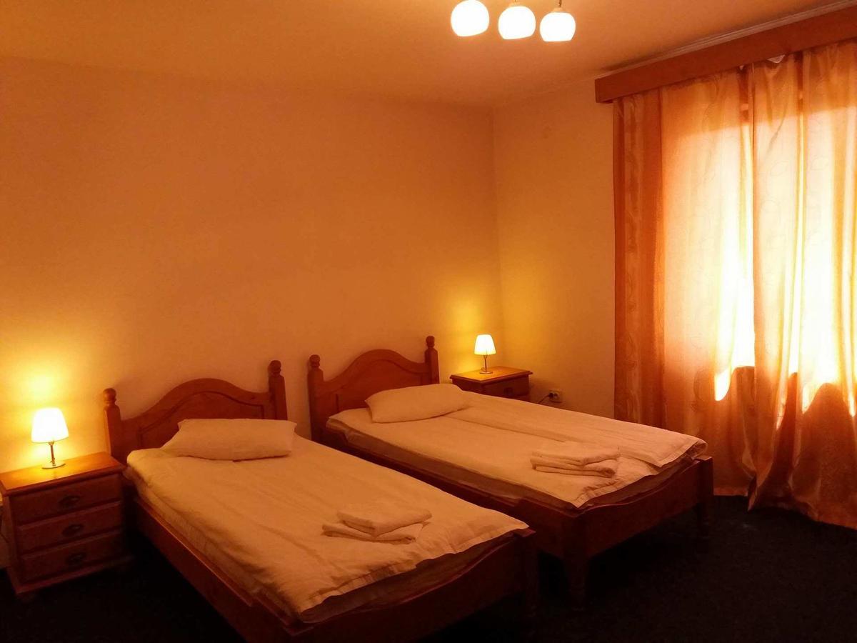 Hotel Maier هونيدوارا المظهر الخارجي الصورة