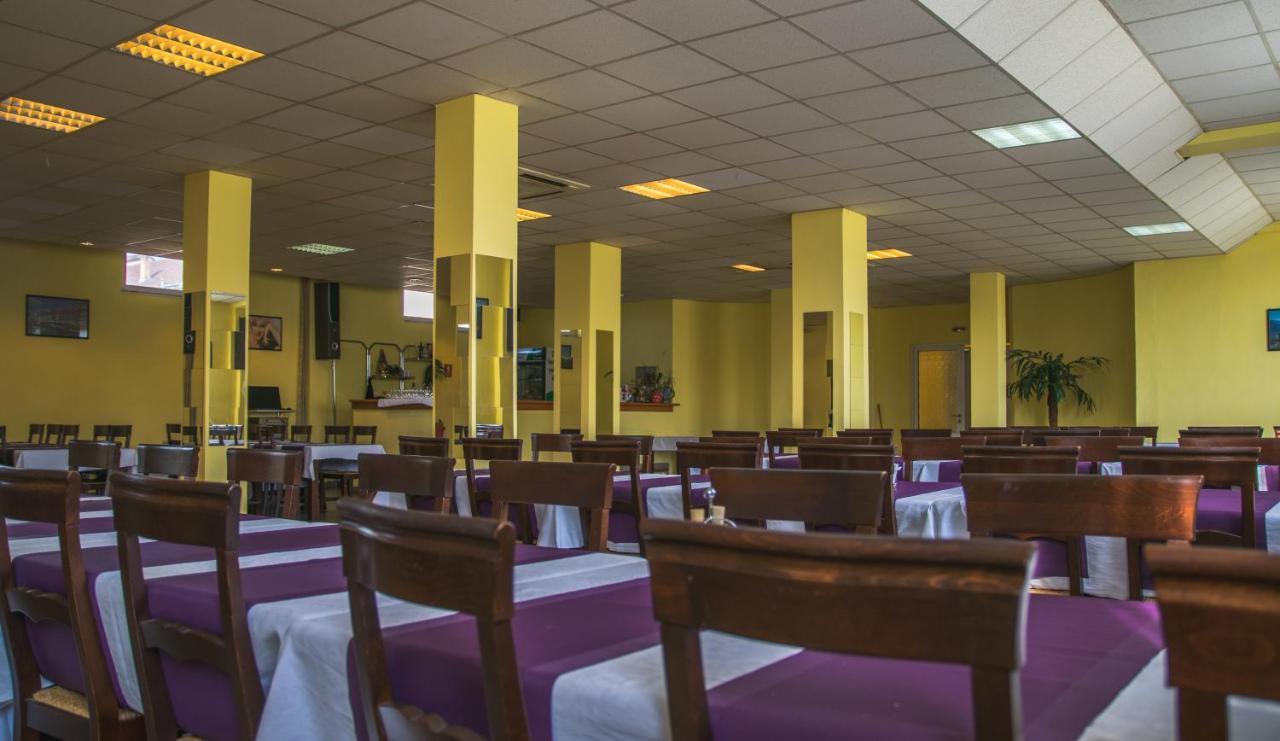 Hotel Maier هونيدوارا المظهر الخارجي الصورة